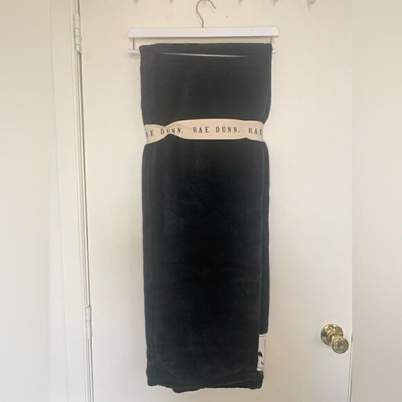 Rae Dunn Spooky Halloween Throw Blanket - Picture 4 of 6